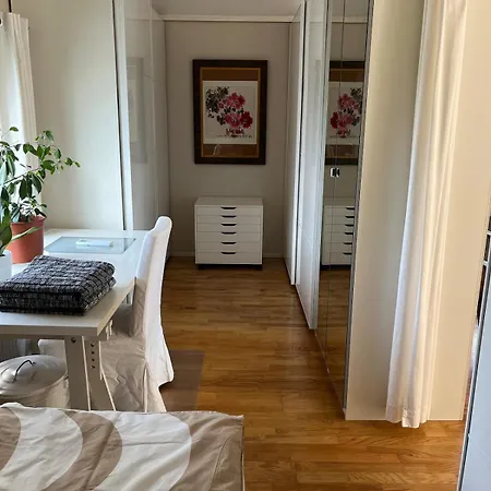 Air-conditioned 50 Sqm Near Subway * Helsingfors