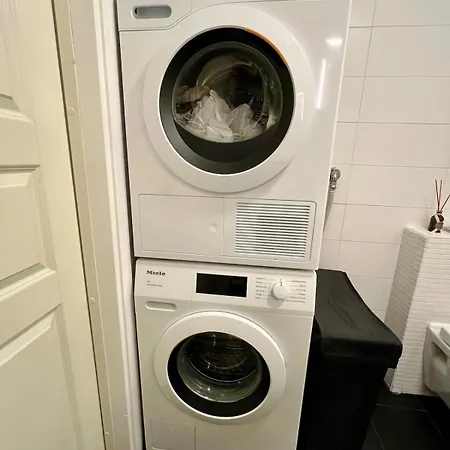 Apartment Air-conditioned 50 Sqm Near Subway *