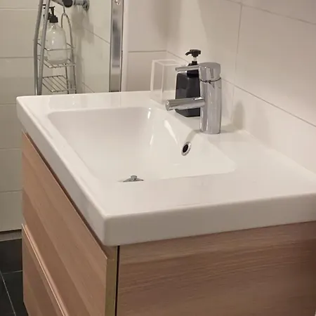 Apartment Air-conditioned 50 Sqm Near Subway *