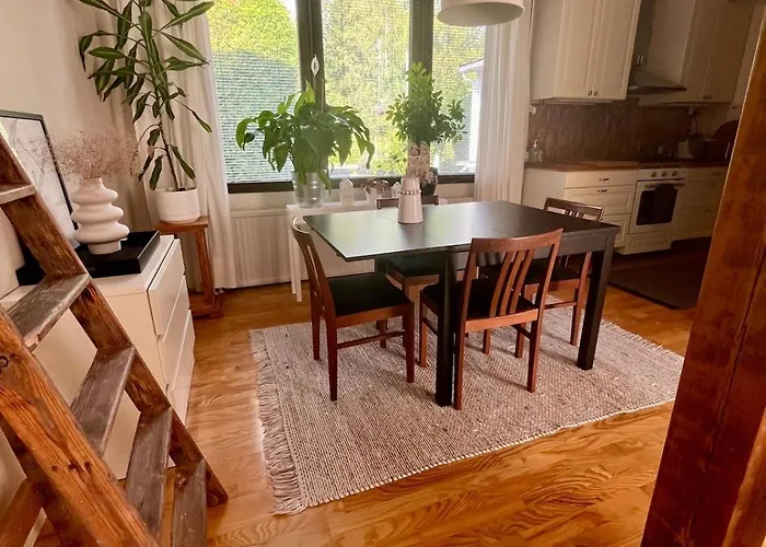 Air-conditioned 50 Sqm Near Subway * Helsinki